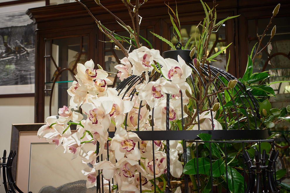 Оформление салона "Английские интерьеры"