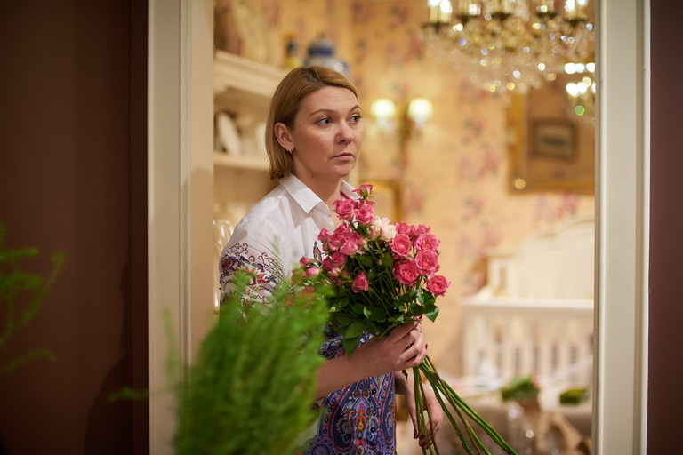 Оформление салона "Английские интерьеры"