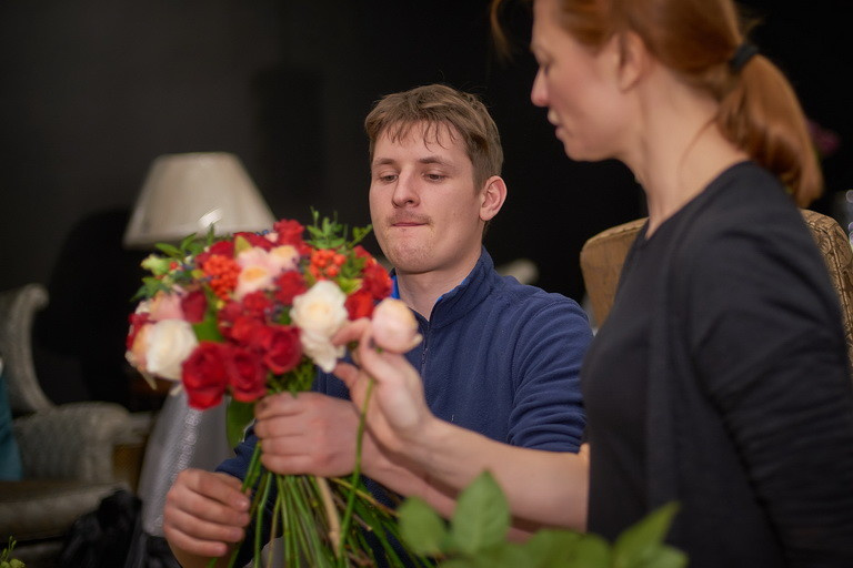 Оформление салона "Английские интерьеры"