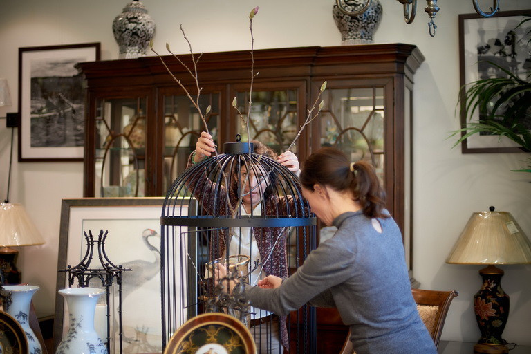 Оформление салона "Английские интерьеры"