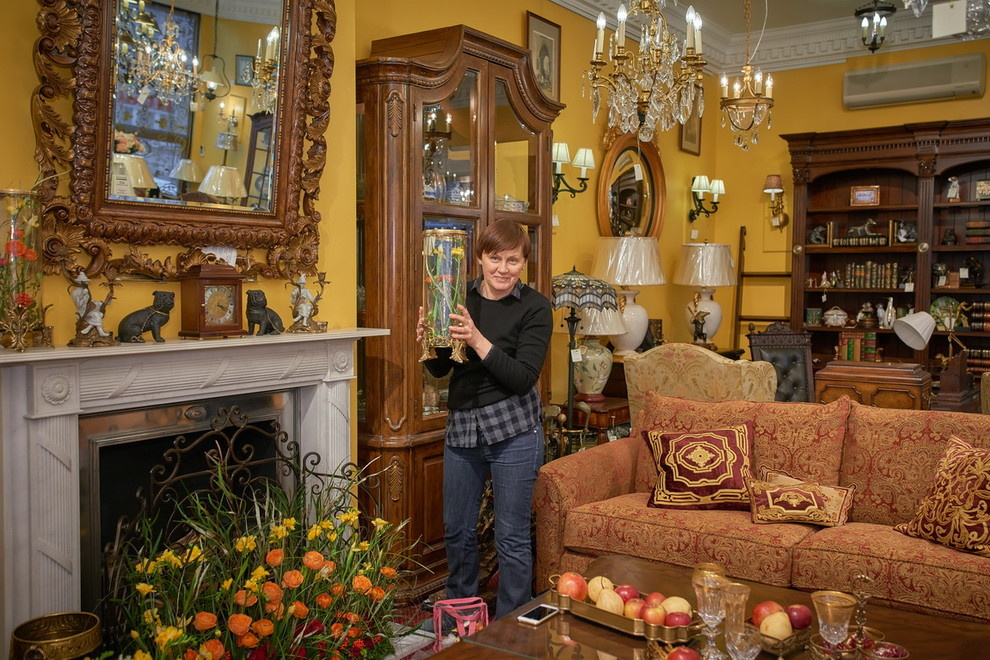 Оформление салона "Английские интерьеры"