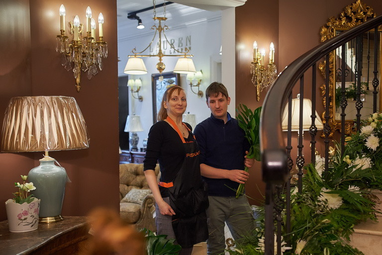 Оформление салона "Английские интерьеры"