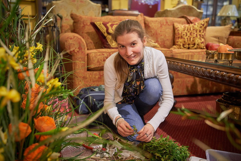 Оформление салона "Английские интерьеры"