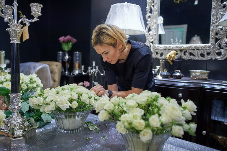 Оформление салона "Английские интерьеры"