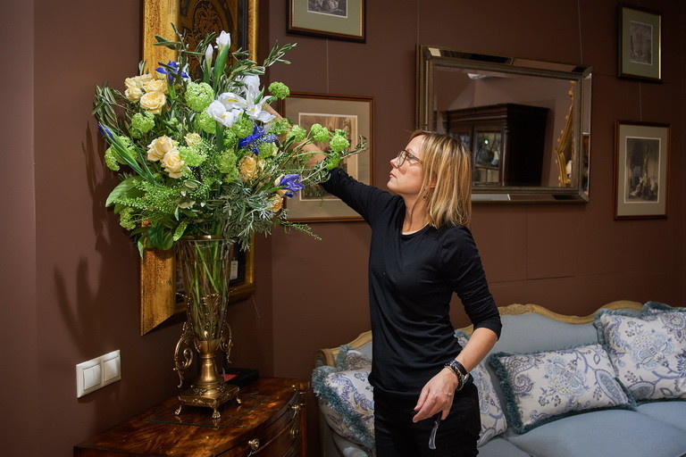 Обложка проекта: Оформление салона "Английские интерьеры"