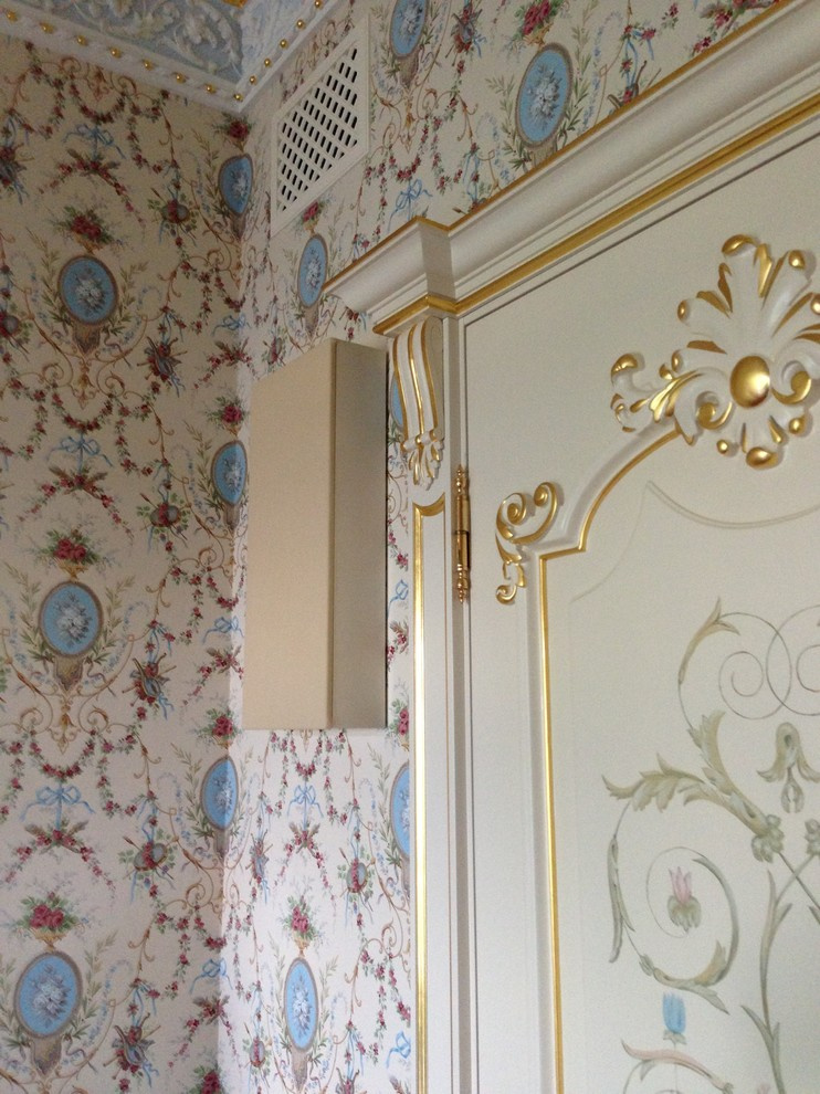 Телевидение и кино в квартире на Адмиралтейской