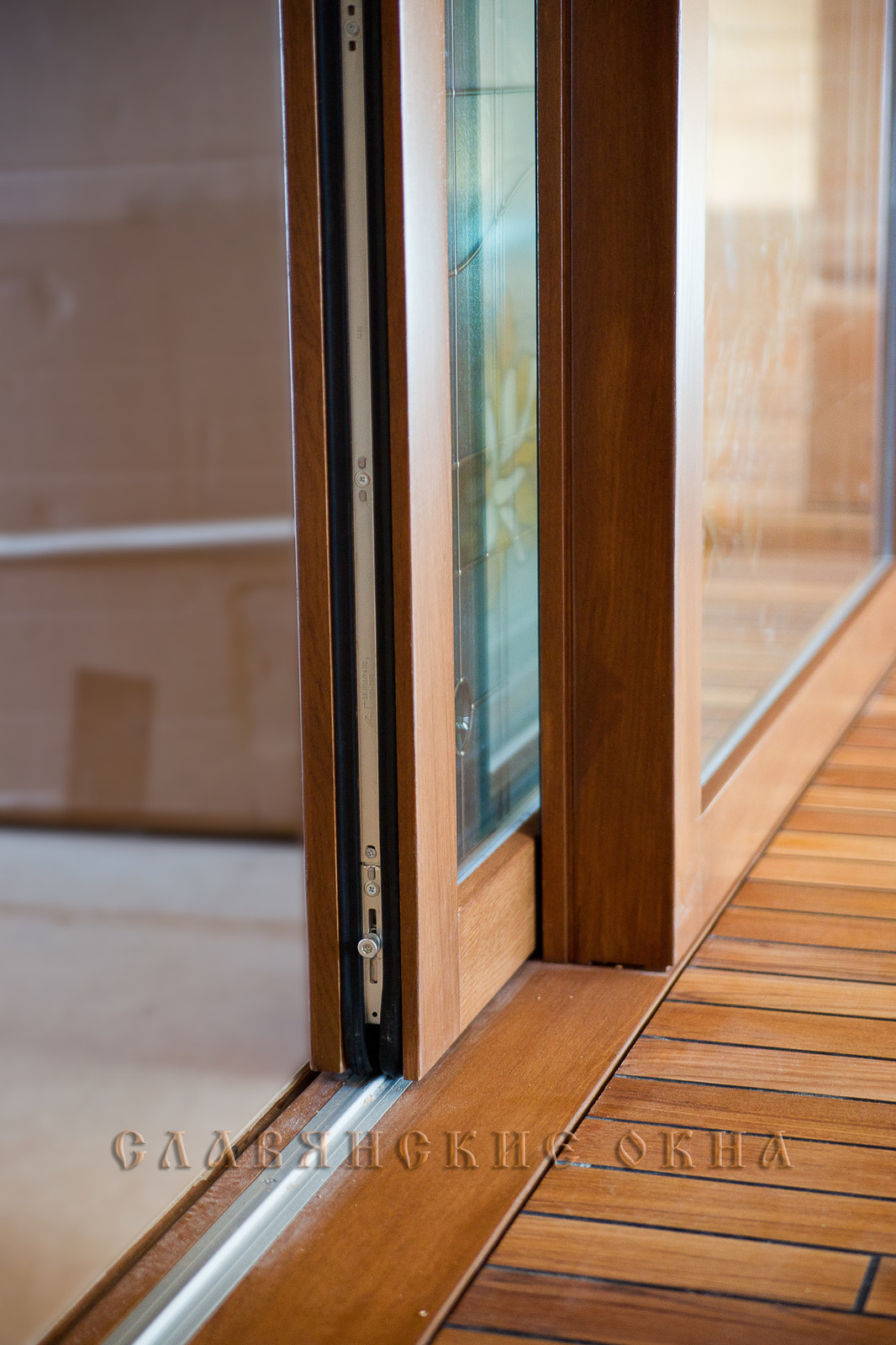 Раздвижные двери. Параллельно-сдвижная оконная и дверная система.