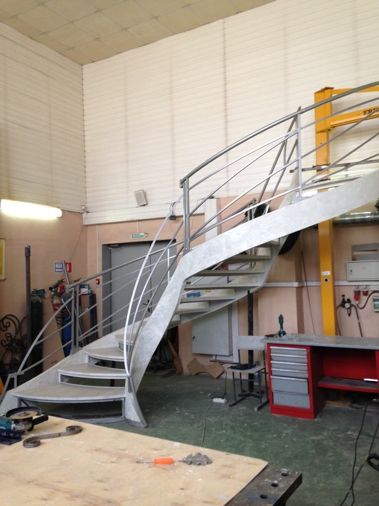 Лестницы на продажу