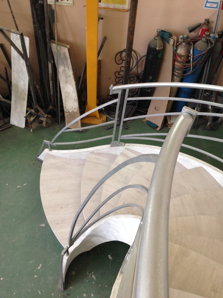 Лестницы на продажу