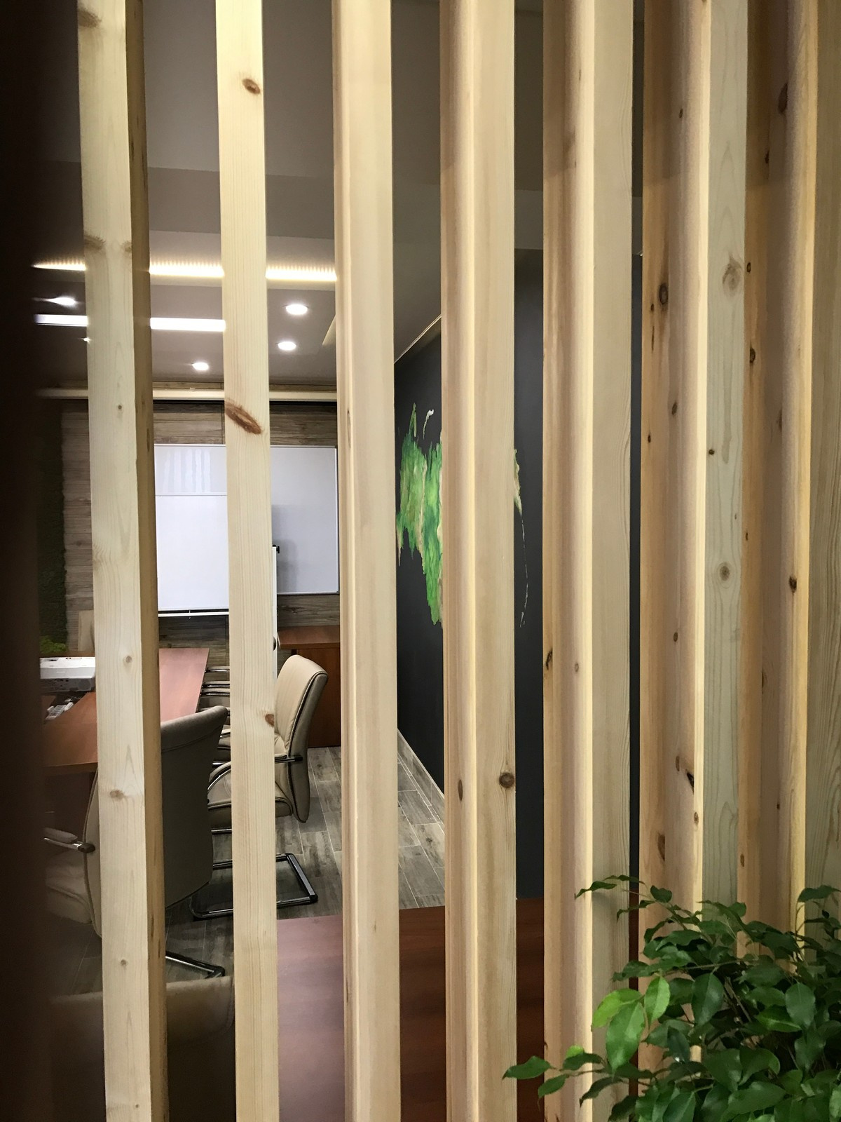 Обложка проекта: Реализация нашего проекта по конференц-залу