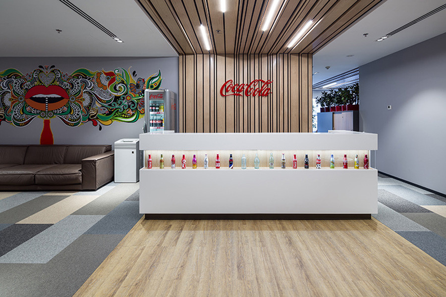 Домашняя атмосфера в офисном пространстве: NAYADA для офиса Coca Cola