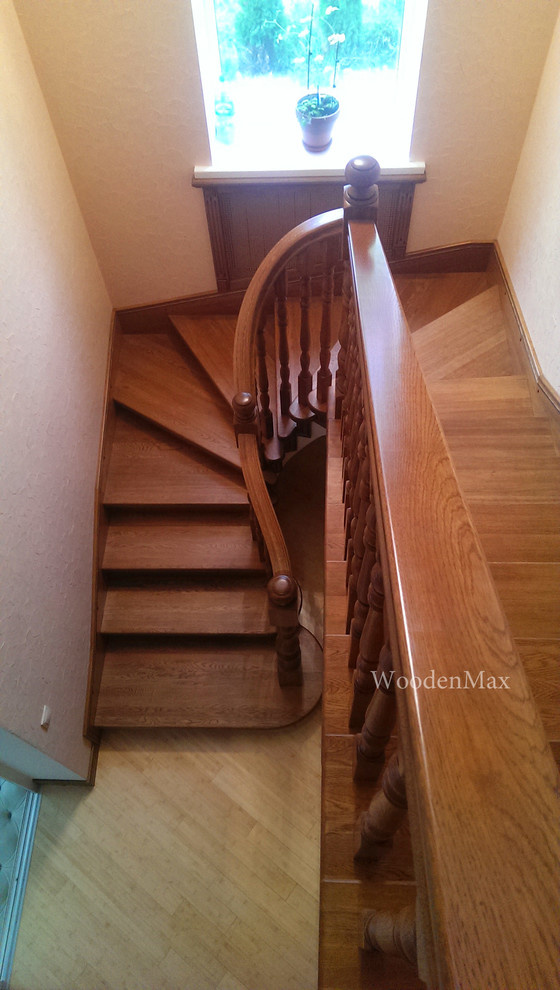 Обложка проекта: Дубовая классика на бетоне