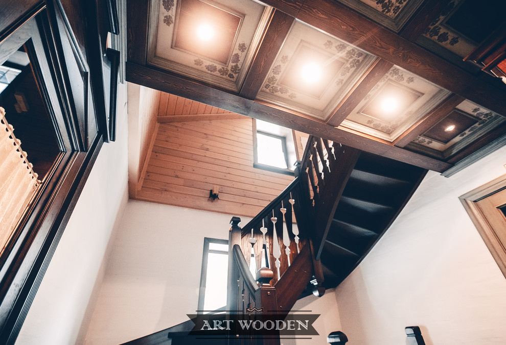 Холл в загородном доме