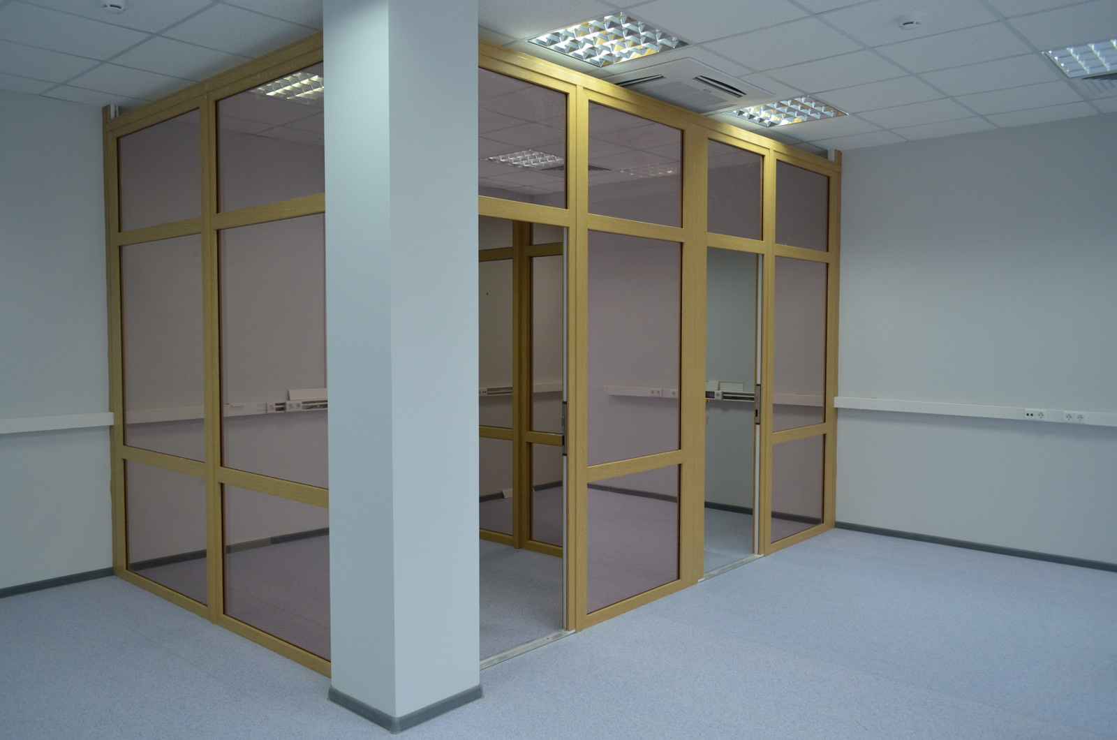 Обложка проекта: Ламинированные офисные перегородки в Москве