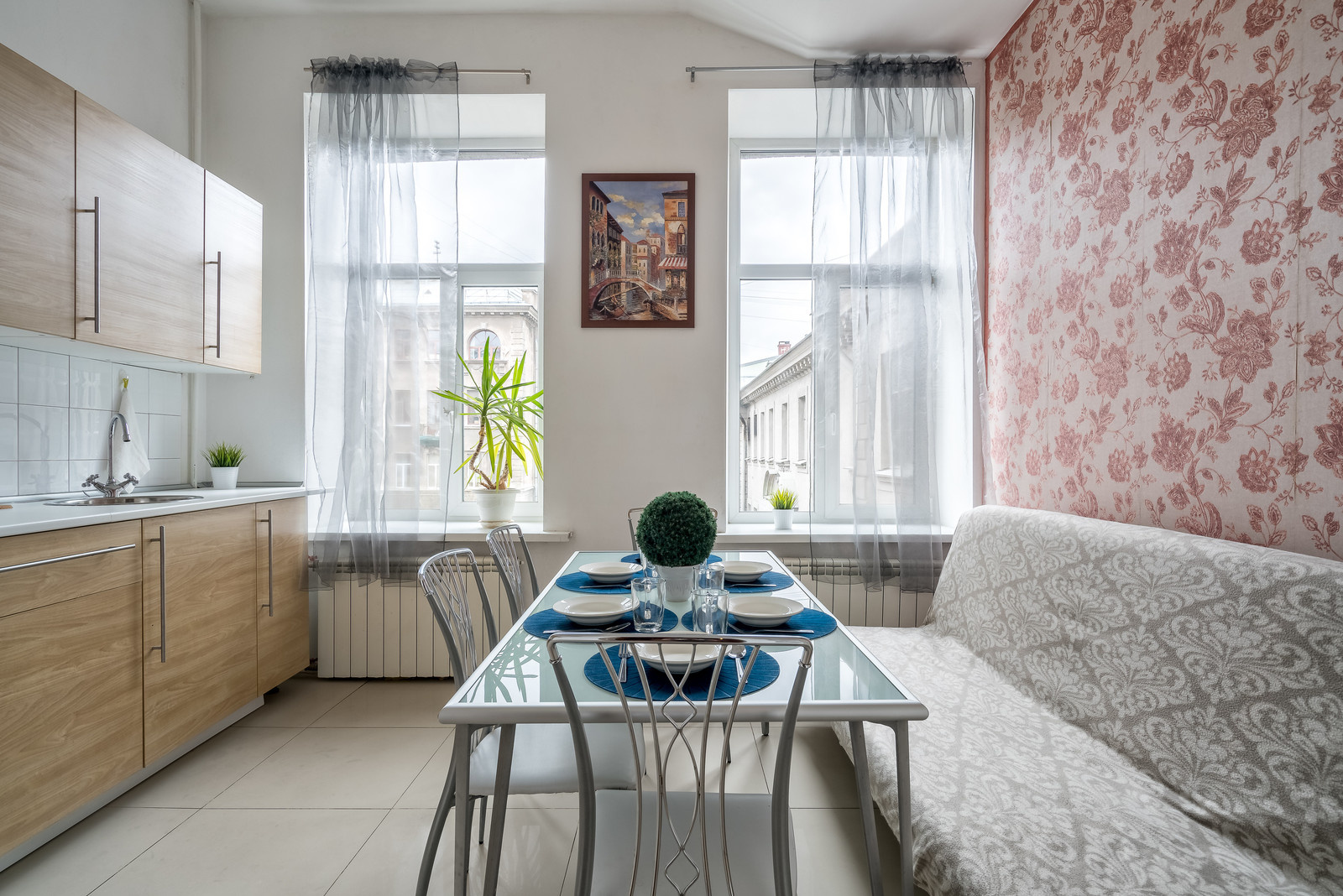 Хостел на Литейном