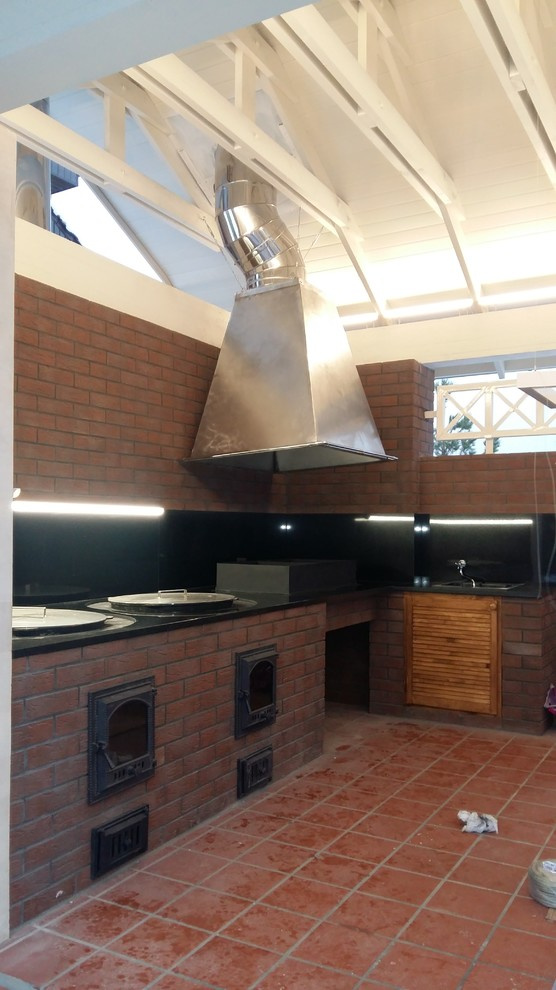 Обложка проекта: Камины