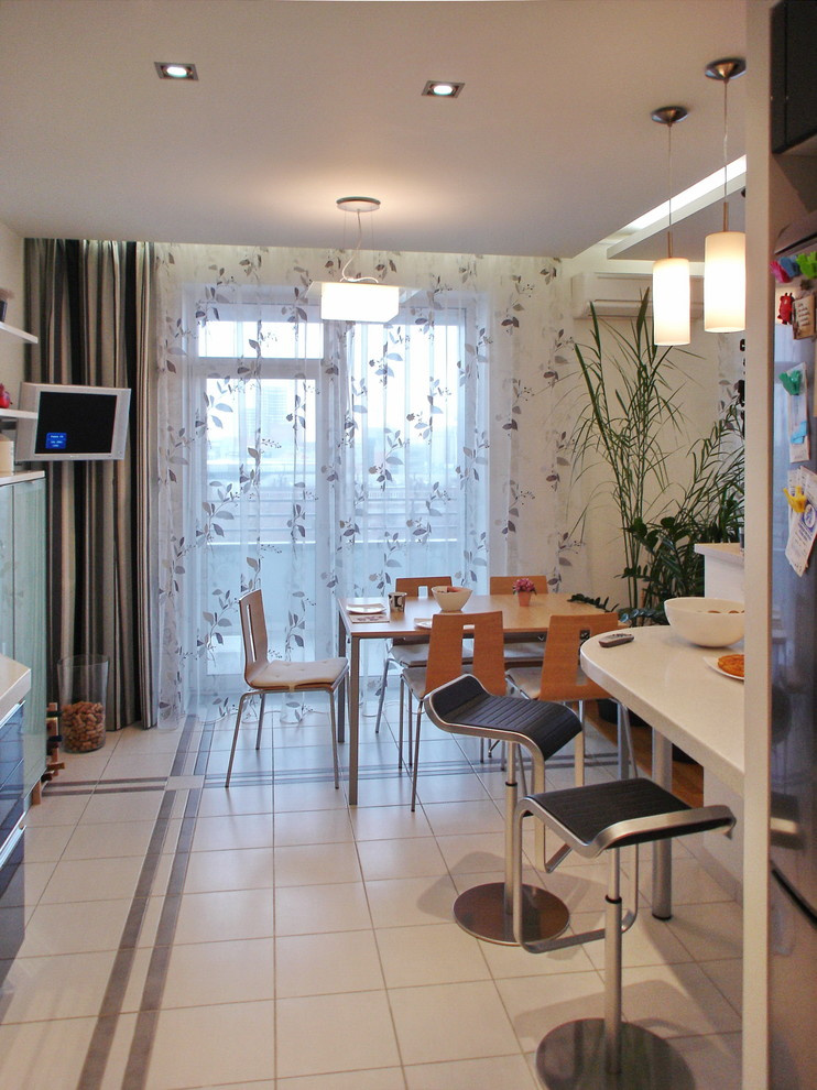 Три плюс один