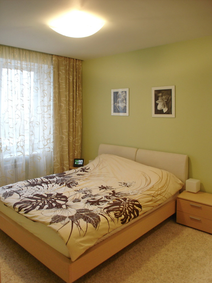 Три плюс один