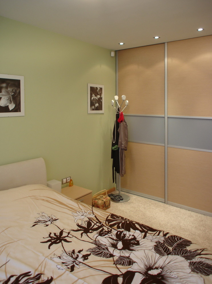 Три плюс один