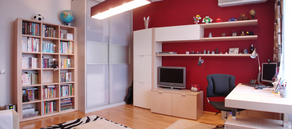 Три плюс один