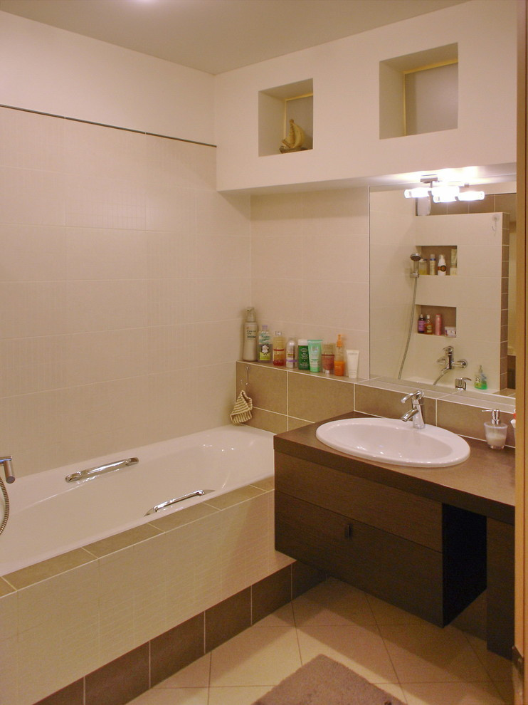 Три плюс один