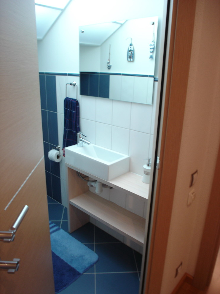 Три плюс один