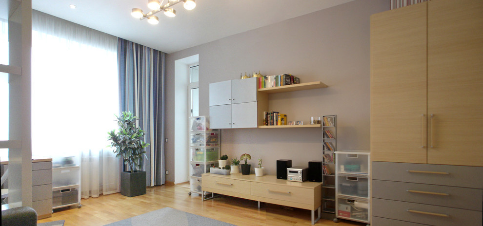 Три плюс один