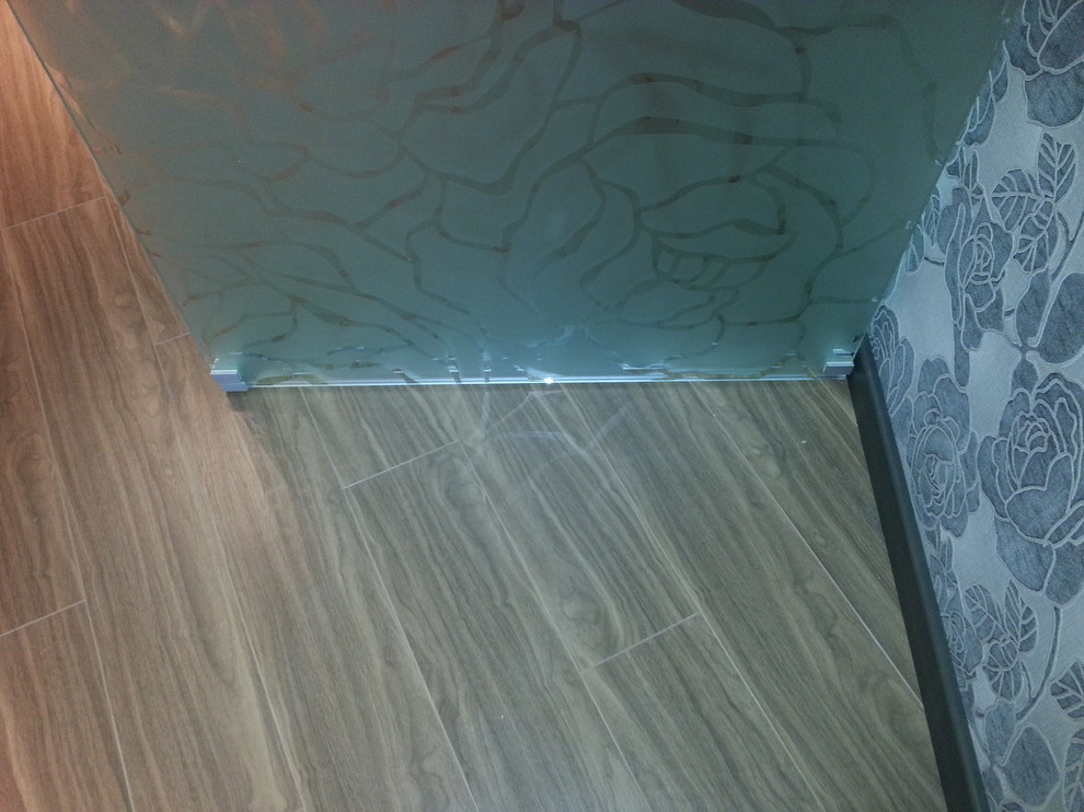 Телескопическая перегородка с рисунком GM Австрия