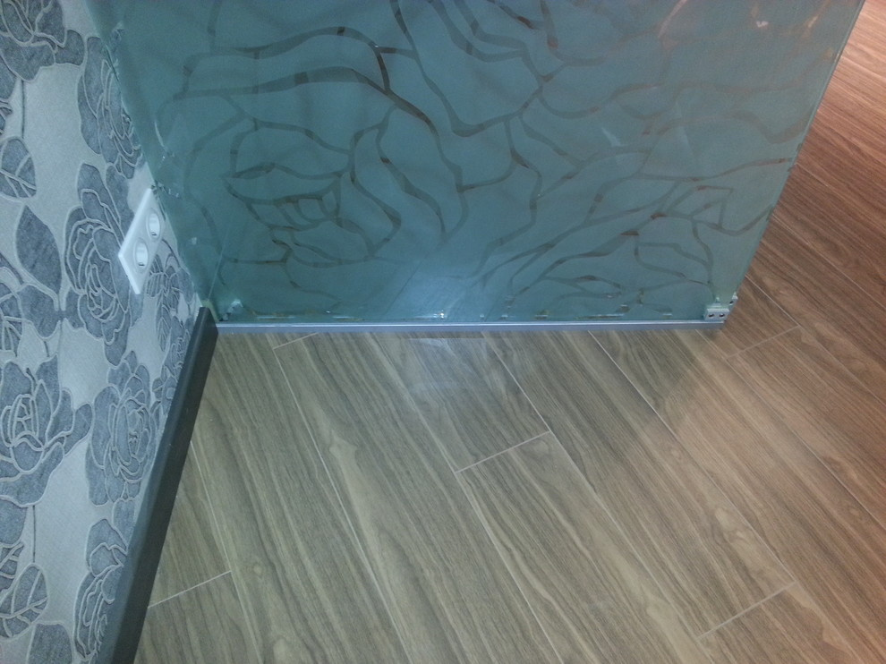 Телескопическая перегородка с рисунком GM Австрия