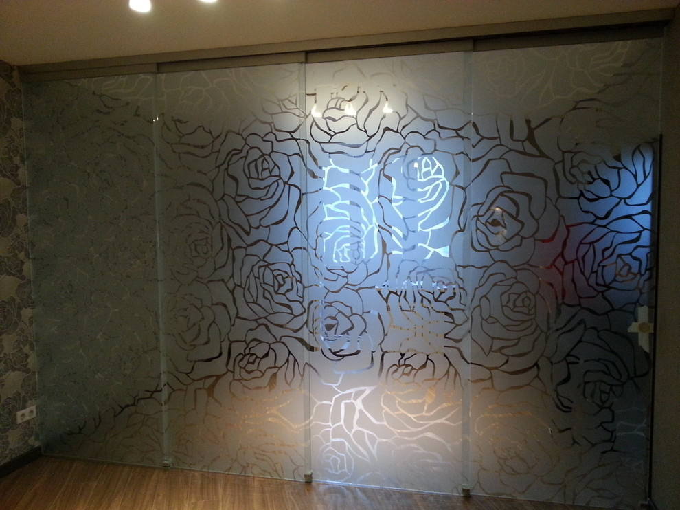 Телескопическая перегородка с рисунком GM Австрия