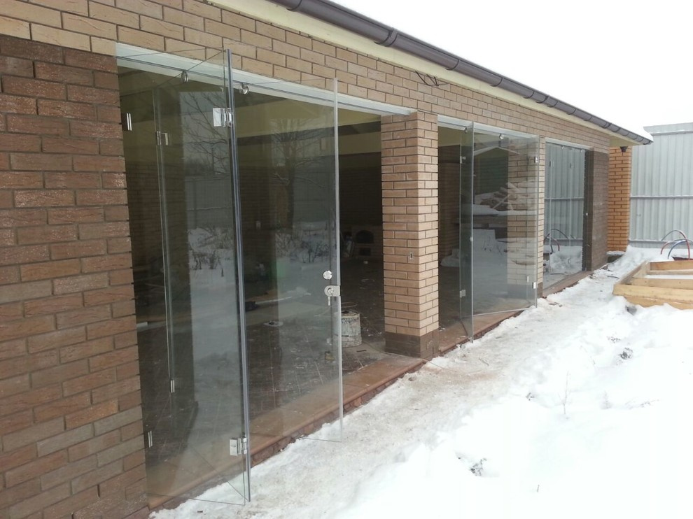 Остекление безрамное (террасы , беседки ,бассейны)