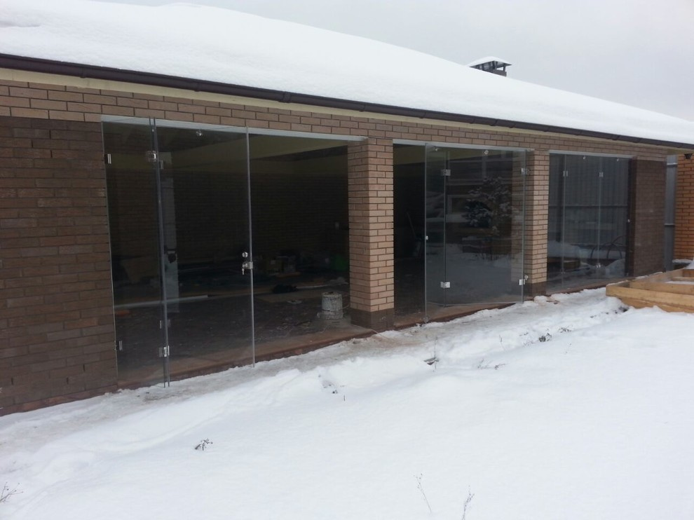 Остекление безрамное (террасы , беседки ,бассейны)