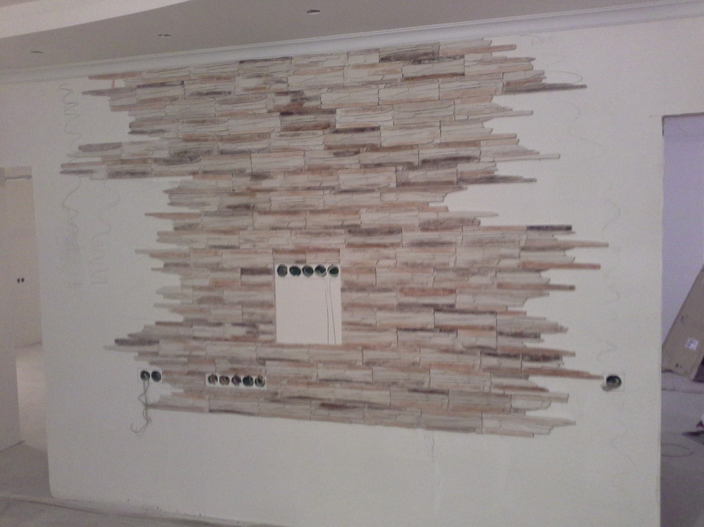 Отделка квартиры декоративным камнем Скальник