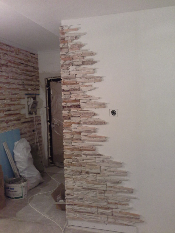 Отделка квартиры декоративным камнем Скальник