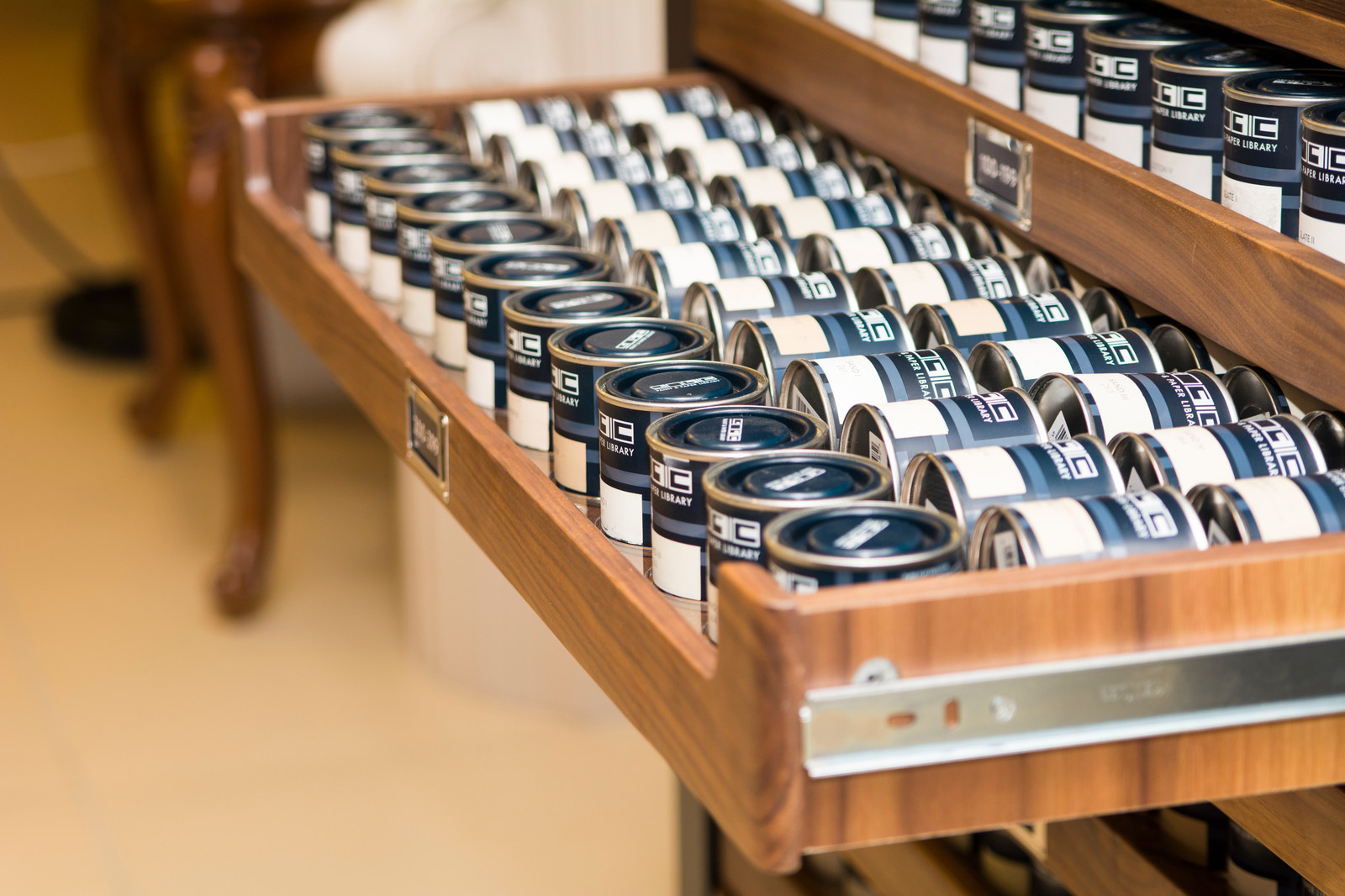 Презентация краски Paint library