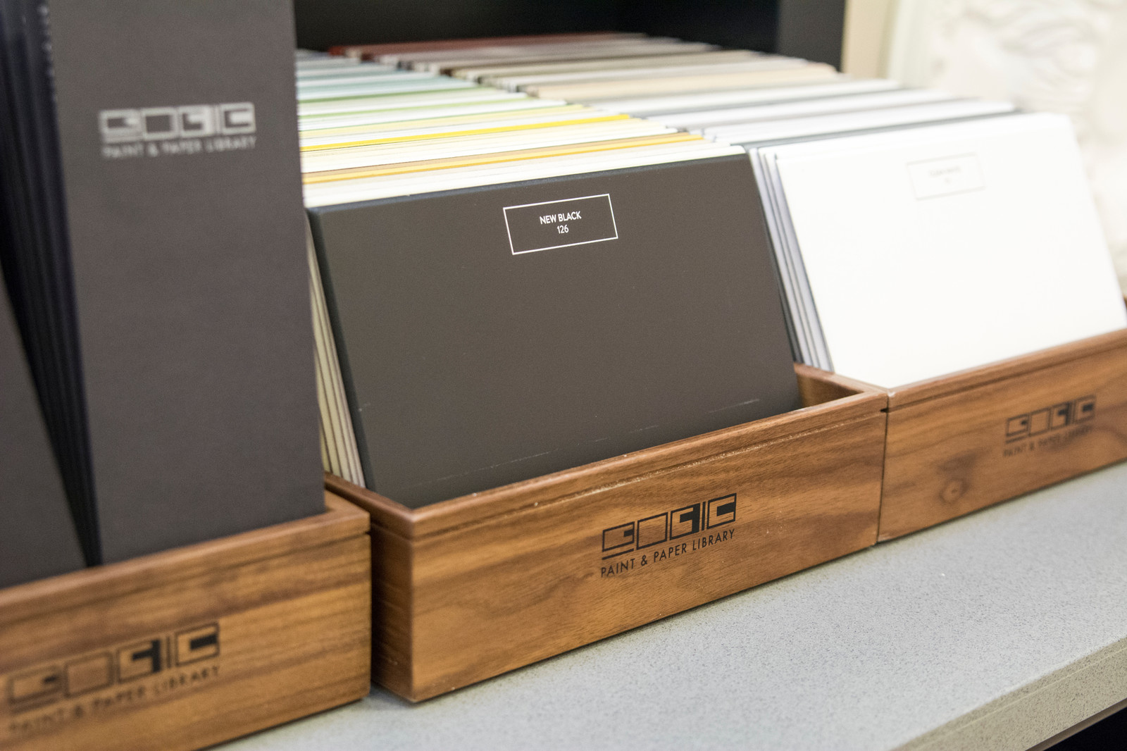 Обложка проекта: Презентация Paint library в салоне Европа