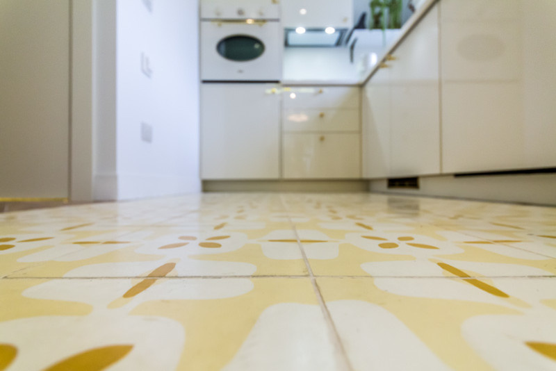 Немного солнца в топленом молоке ("Квартирный вопрос" от 06.05.2017)