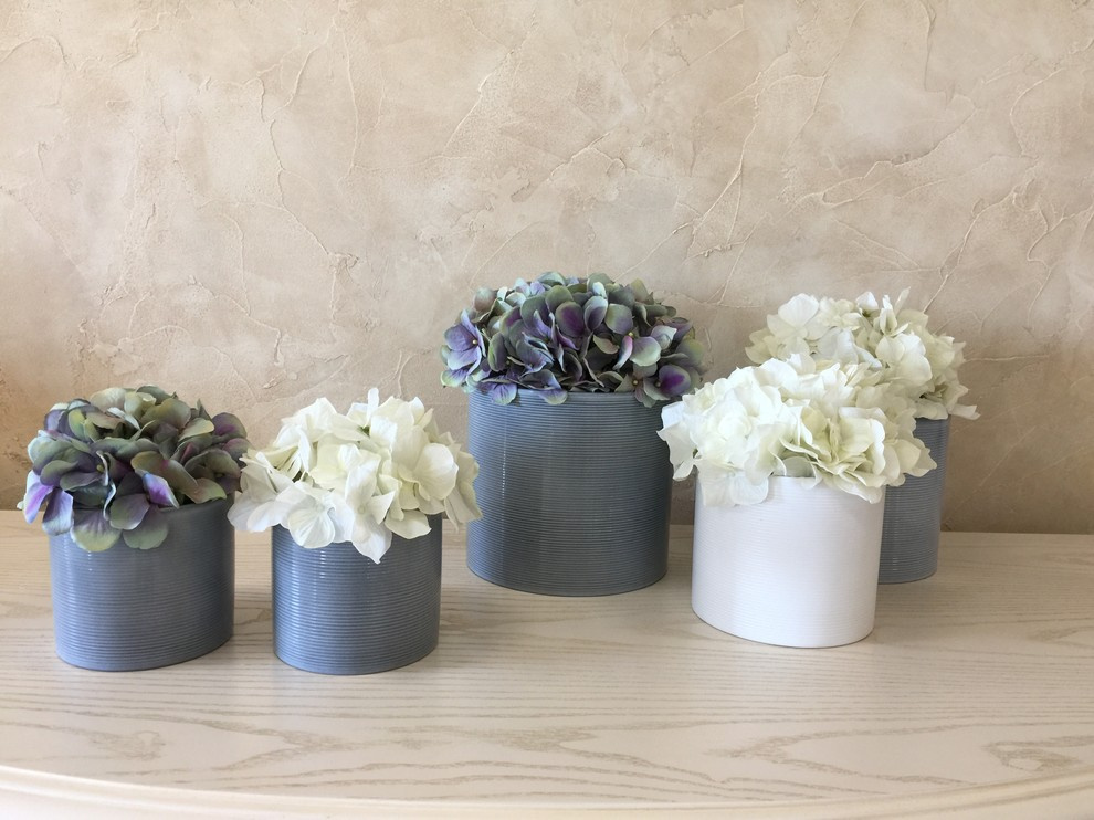 Классическая гортензия в современном интерьере