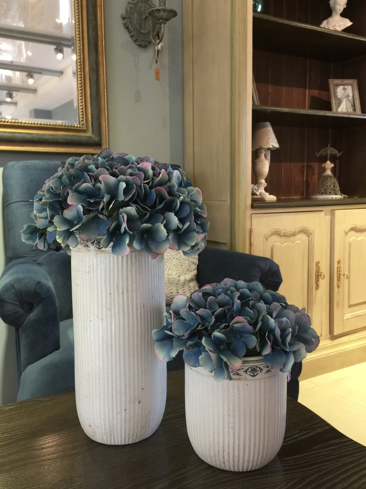 Классическая гортензия в современном интерьере. В салоне  Инлавка