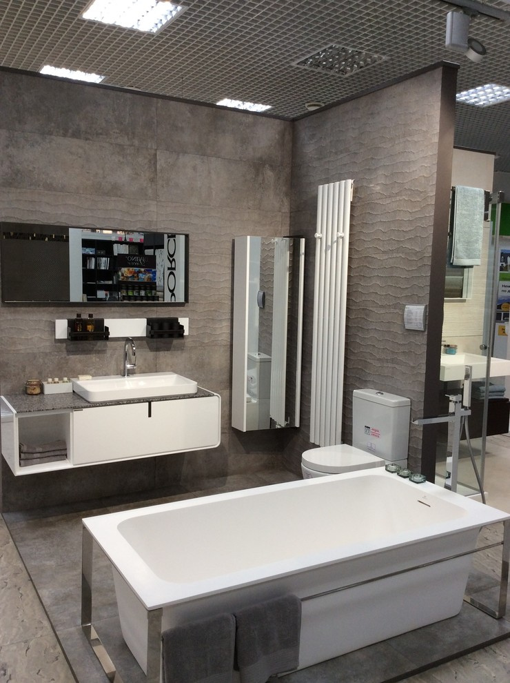 Сан.техника из сан.фарфора, нат.каменя, агломерата