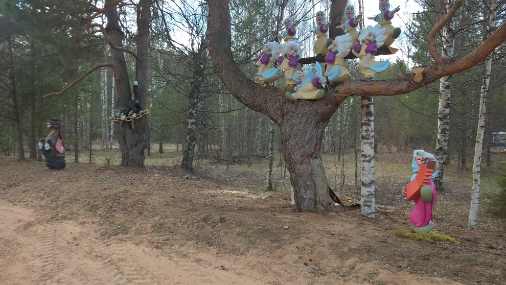 Скульптура из дерева