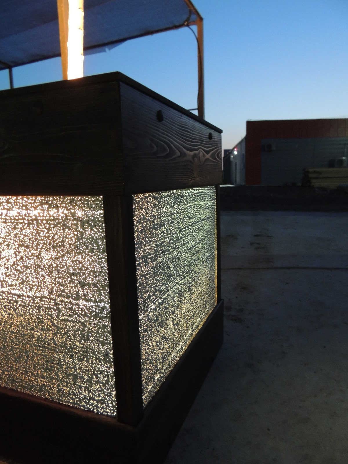 Обложка проекта: Уличное кашпо