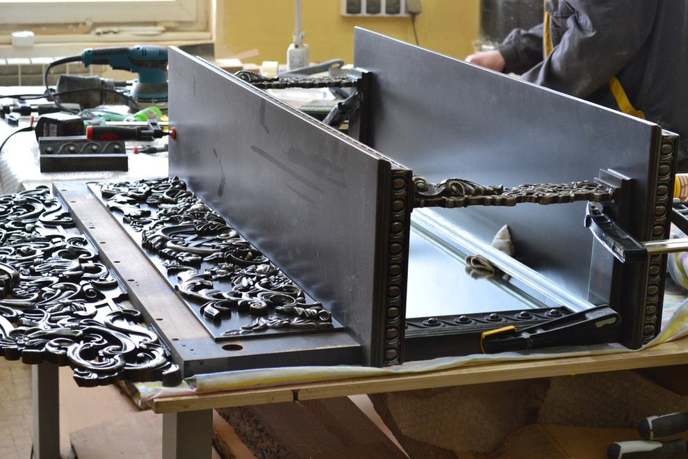 полка резная