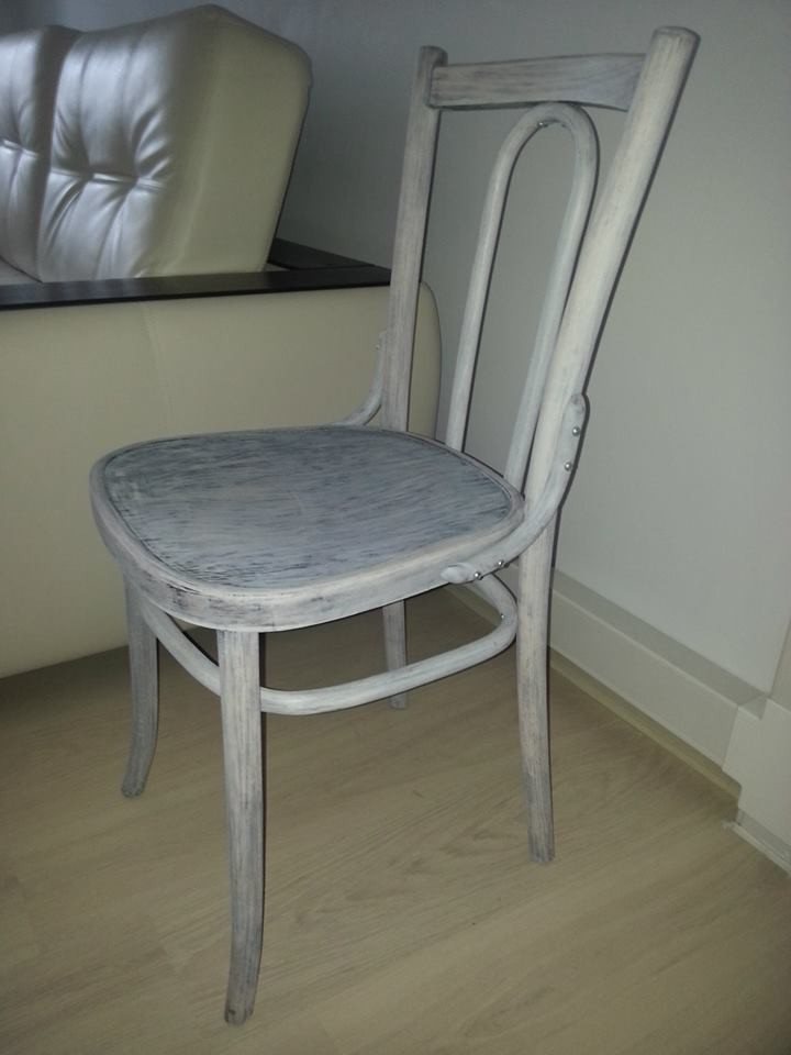 Bentwood chairs renovation