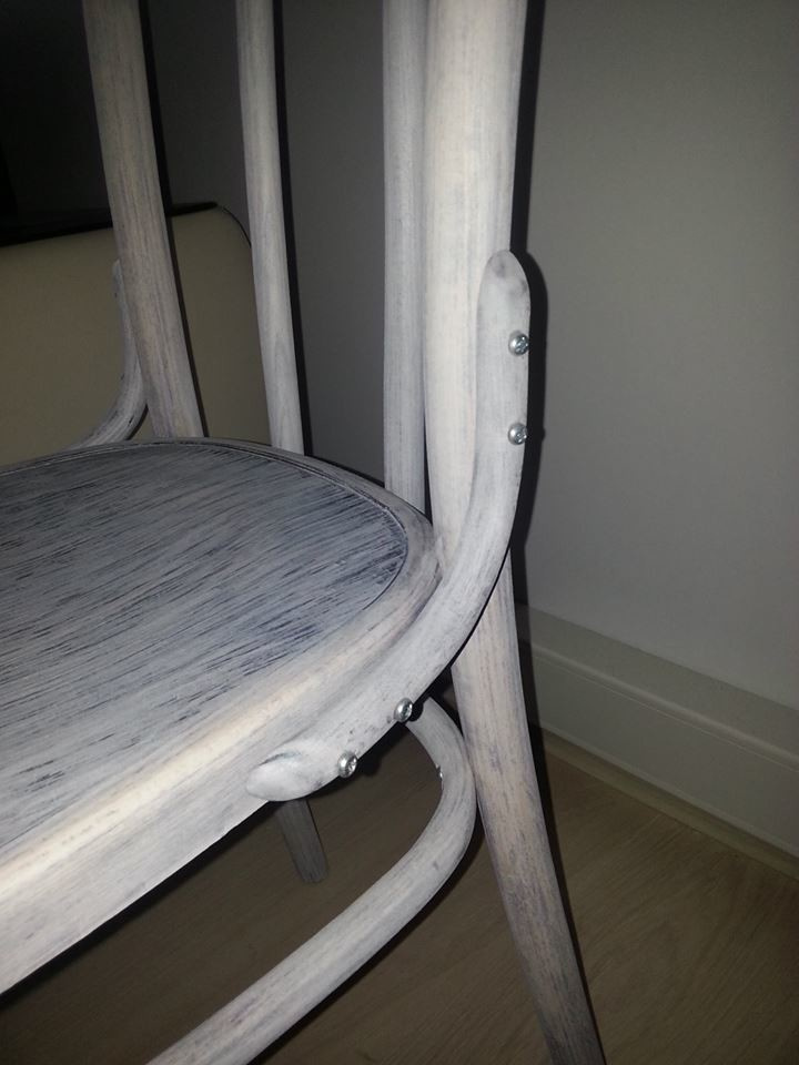 Bentwood chairs renovation