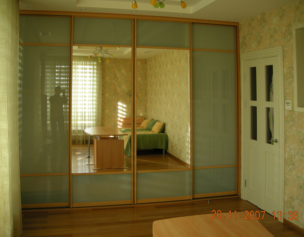 Шкаф купе в гостиной