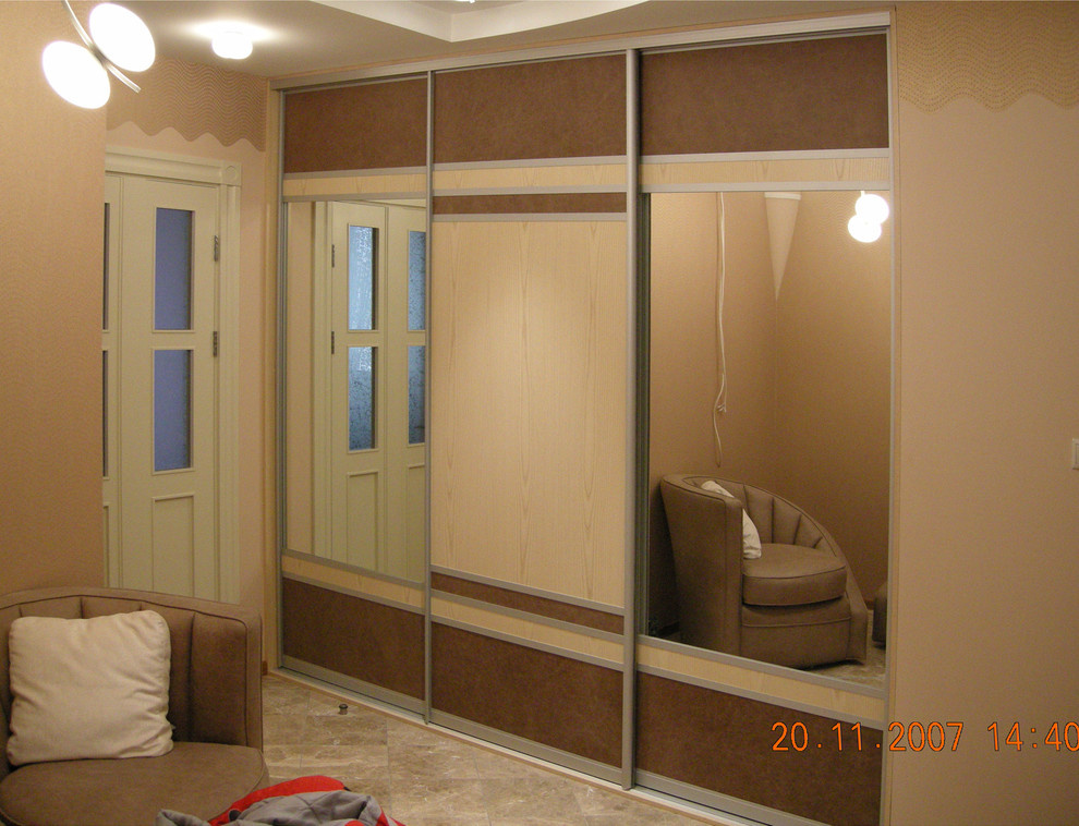 Шкаф купе в спальне