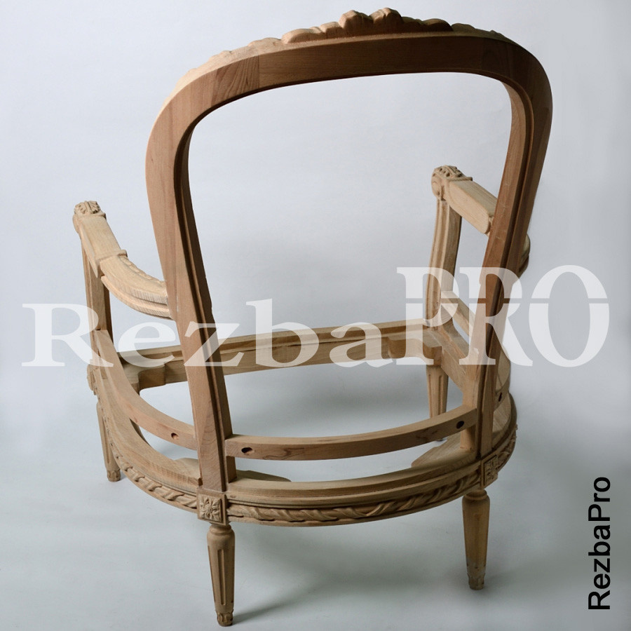 Резной каркас из дерева