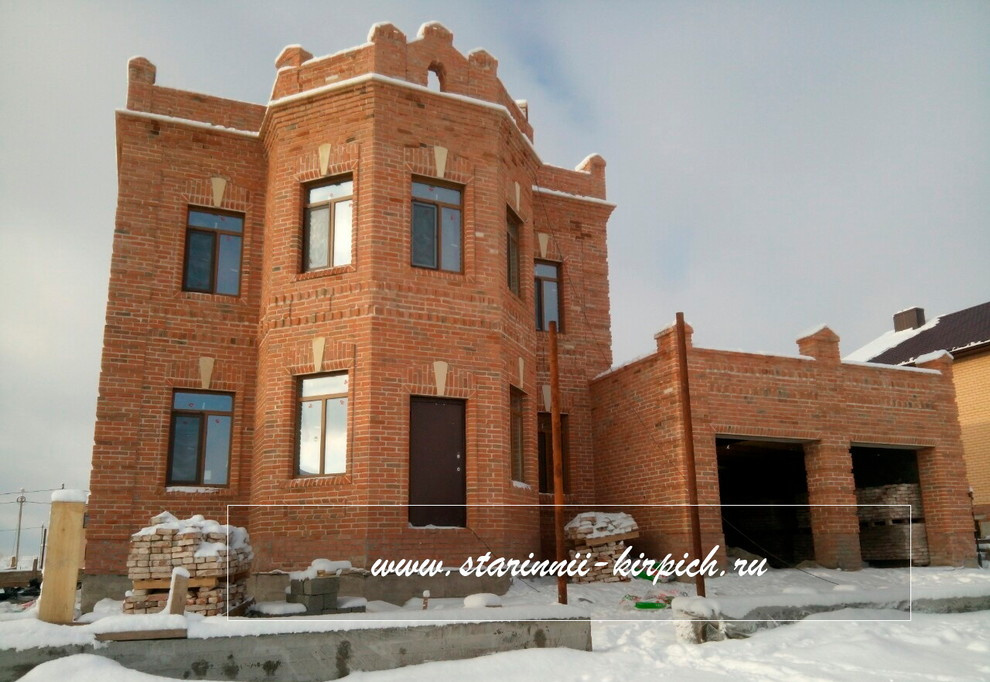 Кирпич и плитка под старину | Фасад с другой точки