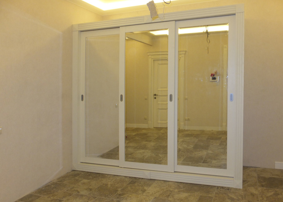 Белый шкаф купе